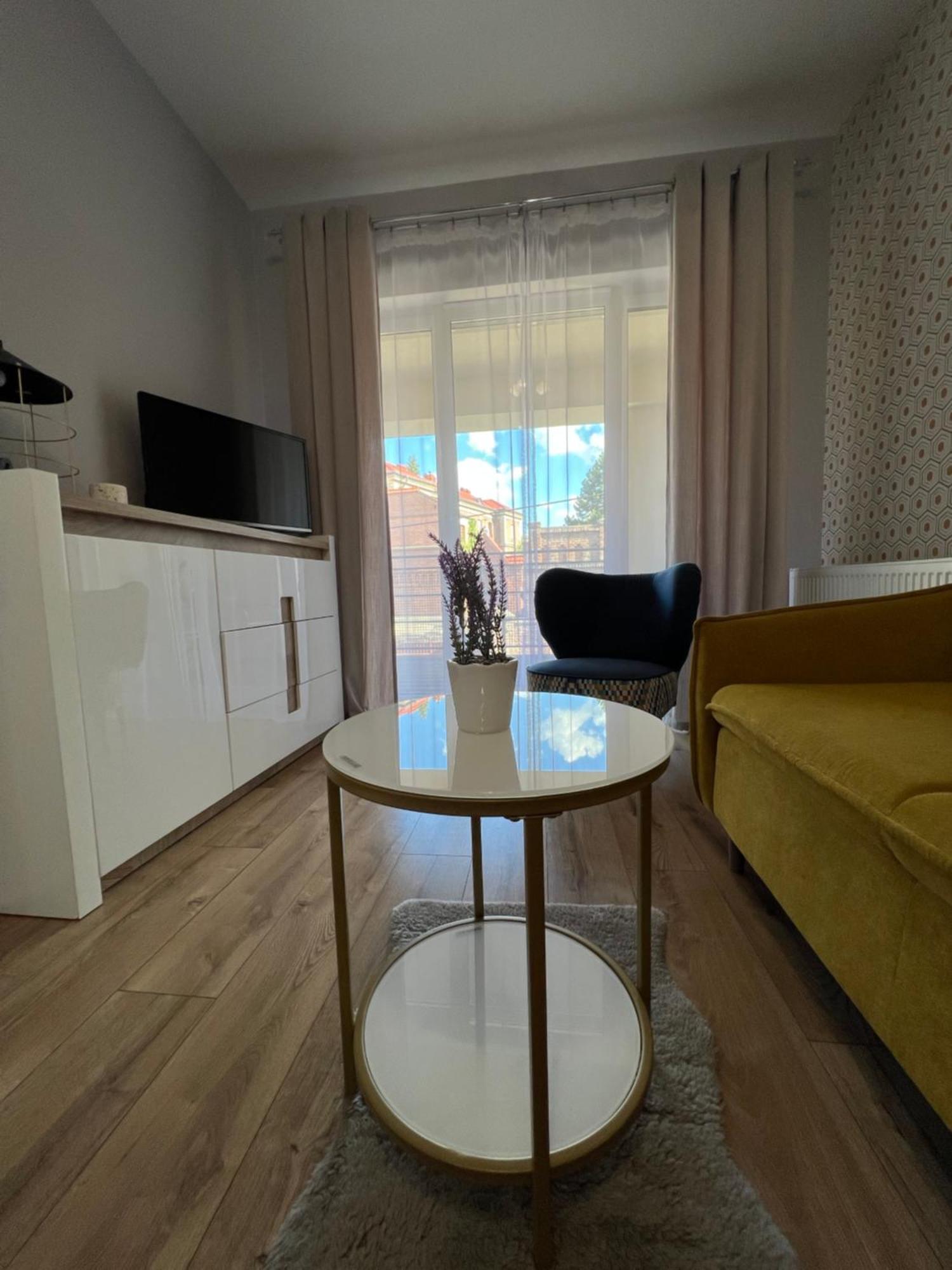 Апартаменты Apartament Alexa Na Tatarskiej A Пжемысл Экстерьер фото